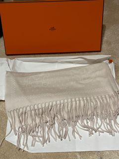 （分類：）位於 。 由 manlir21 提交（商品編號 1245078550，圖片 1）。簡介： 。