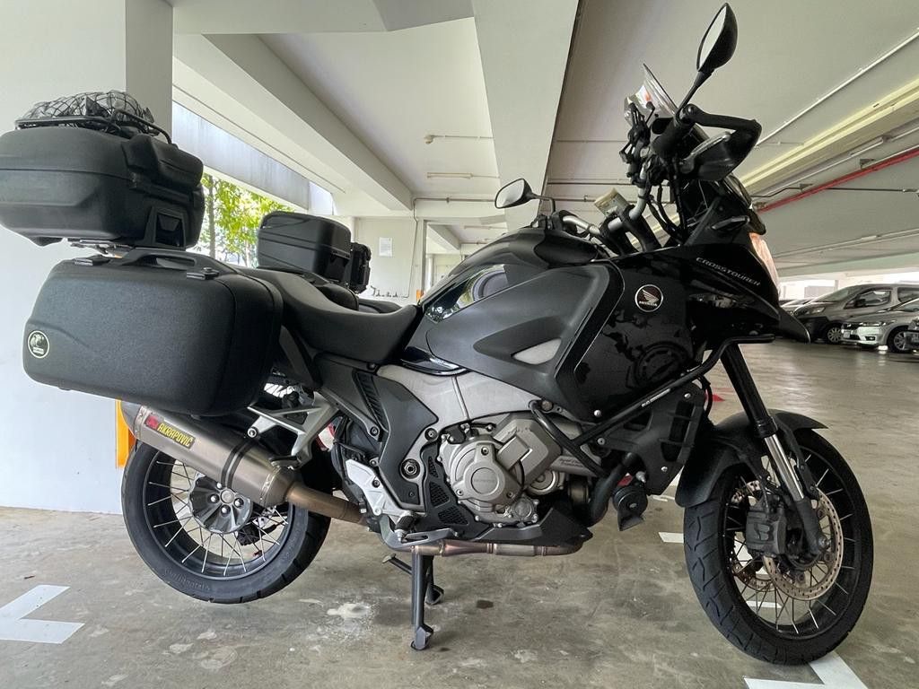 Honda vfr1200xd hotsell