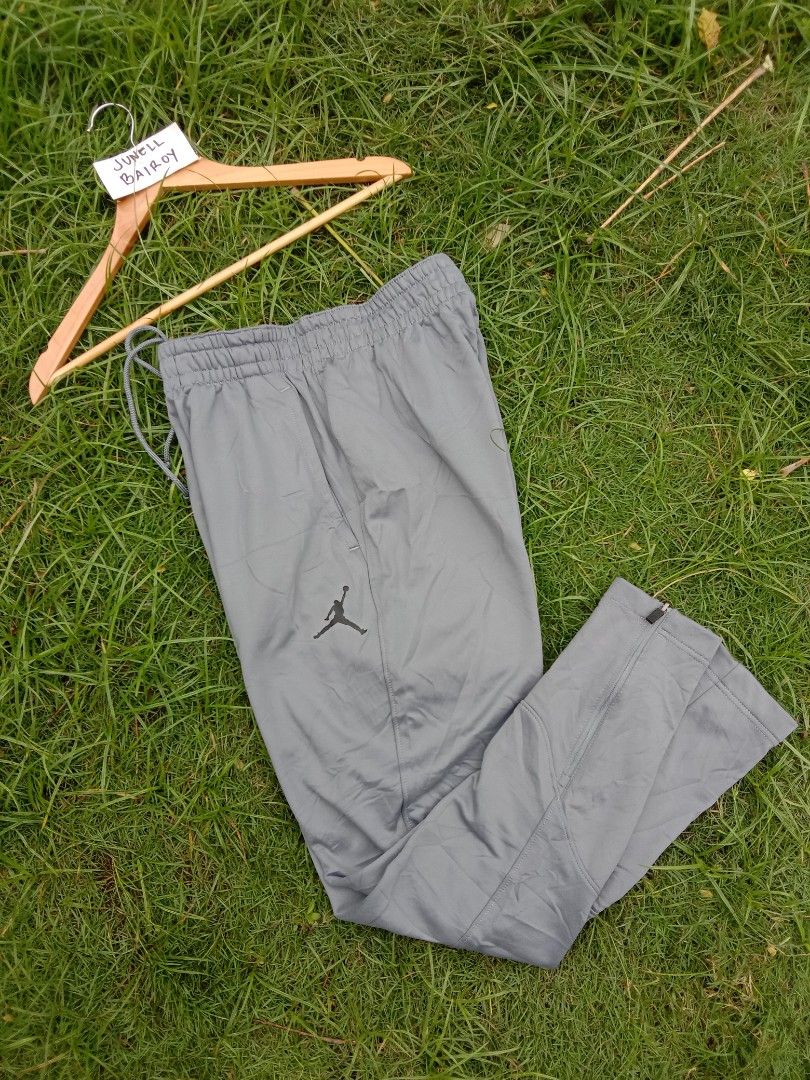 Jordan therma hotsell fit pants