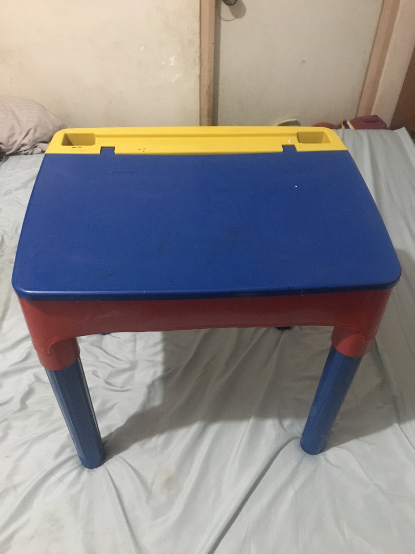 kids-study-table-on-carousell