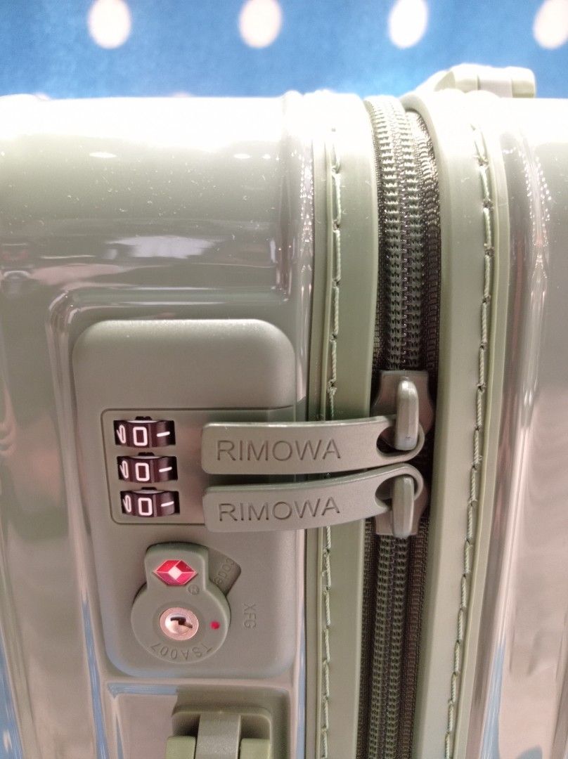 Koper rimowa, Barang Mewah, Tas & Dompet di Carousell