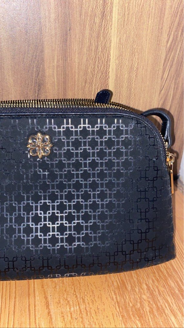 Les catino hotsell sling bag