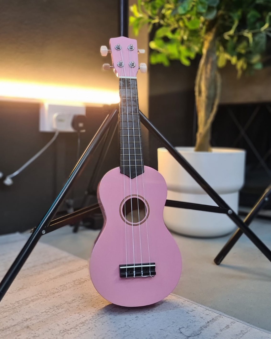 Light hotsell pink ukulele