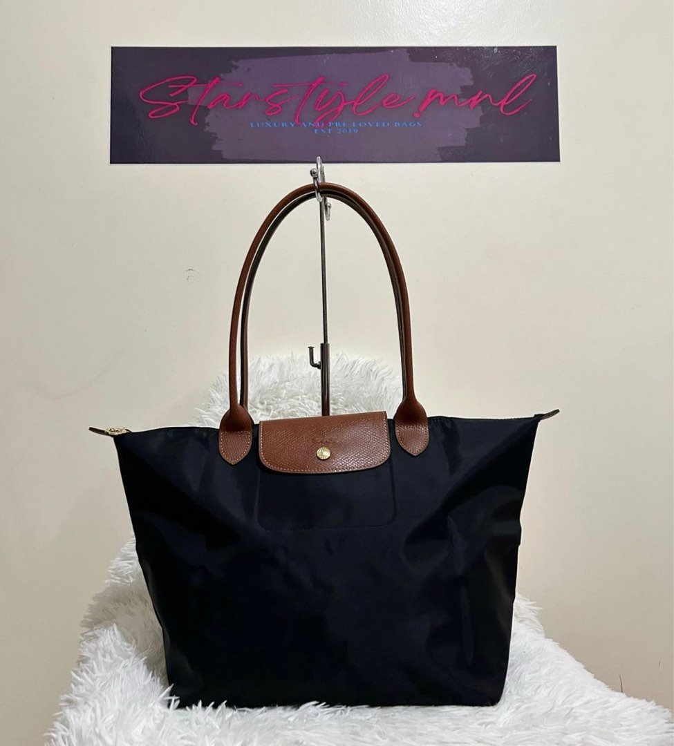 longchamp classic large long handle on Carousell