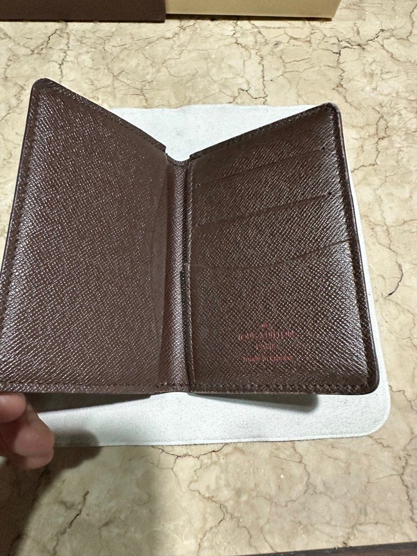 Louis Vuitton DE Card Holder / Case (Category: Luxury Bags & Wallets) located in Quezon City. Submitted by manila_luxx_888 (Listing ID 1245143462, Image 2). Description: Bought in Rox Japan. No peeling and all. Pwede sa maselan. Wallet only. .