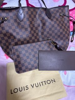 Louis Vuitton LV Neverfull Epi Leather Black, Luxury, Bags & Wallets on  Carousell