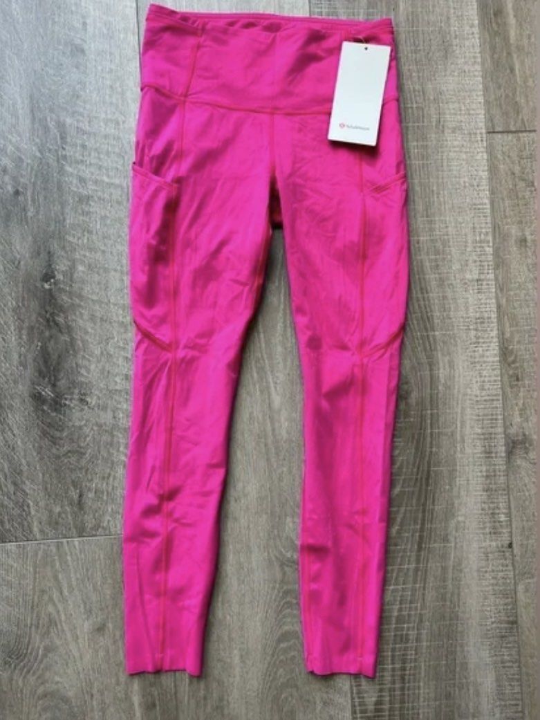 Lululemon Fast and Free 25” (Sonic Pink Neon Washed, 4), Women's Fashion,  Activewear on Carousell