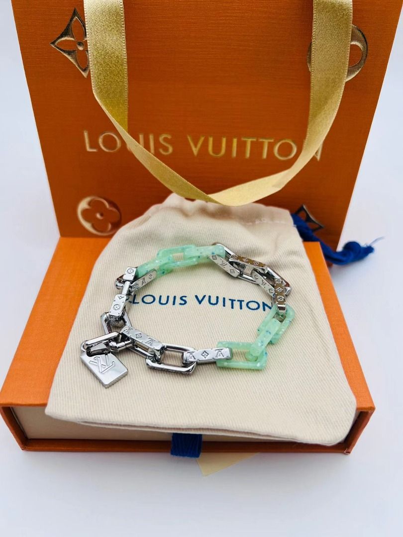 Louis Vuitton M0996A Monogram Pearls Bracelet , White, One Size