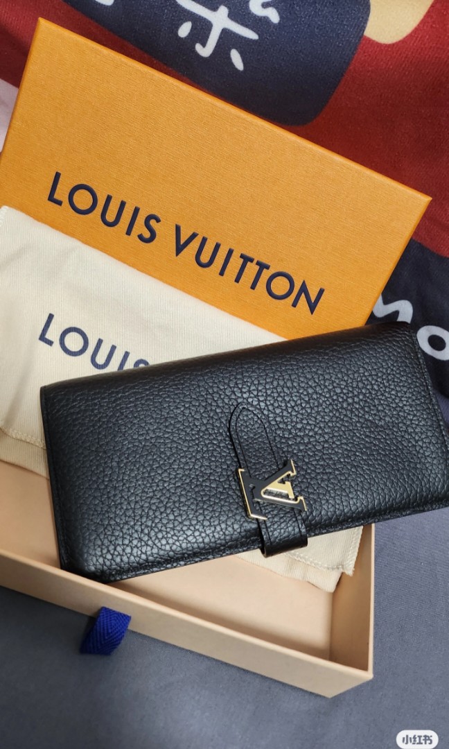 LV Vertical Compact Wallet Capucines - Women - Small Leather Goods