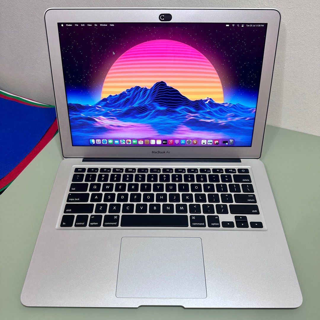 MacBook Air 13-inch 2017, 8GB Ram 128GB SSD, Fullset with Box