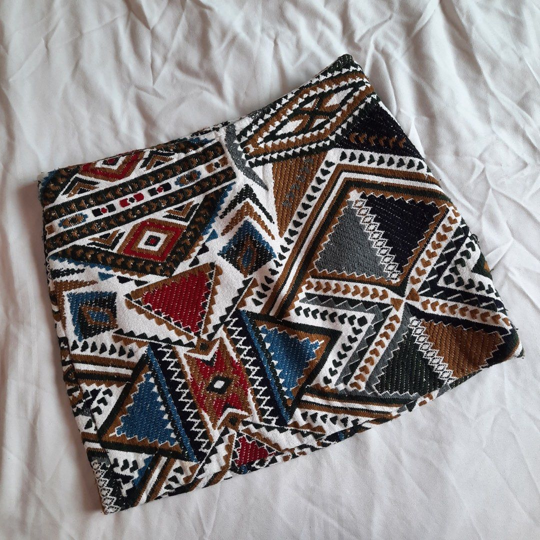Patterned aztec outlet skirt
