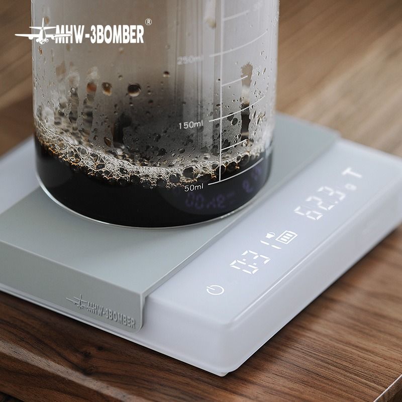 مشخصات MHW-3BOMBER Mini Coffee Scale with Auto Timing Rechargeable Espresso  Scale with Gravity Sensing Device Digital Pour Over Coffee Scale White  ES6034W - ارسال 10 الی 15 روز کاری‎