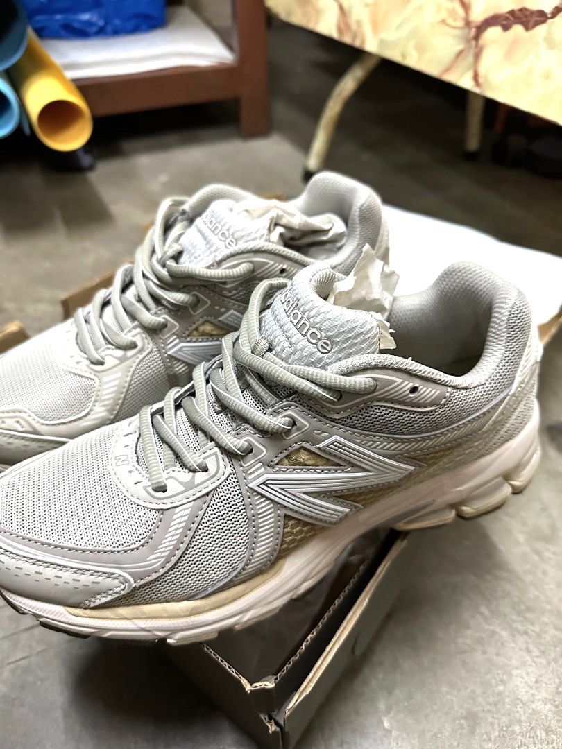 New balance ml hotsell 860 v2