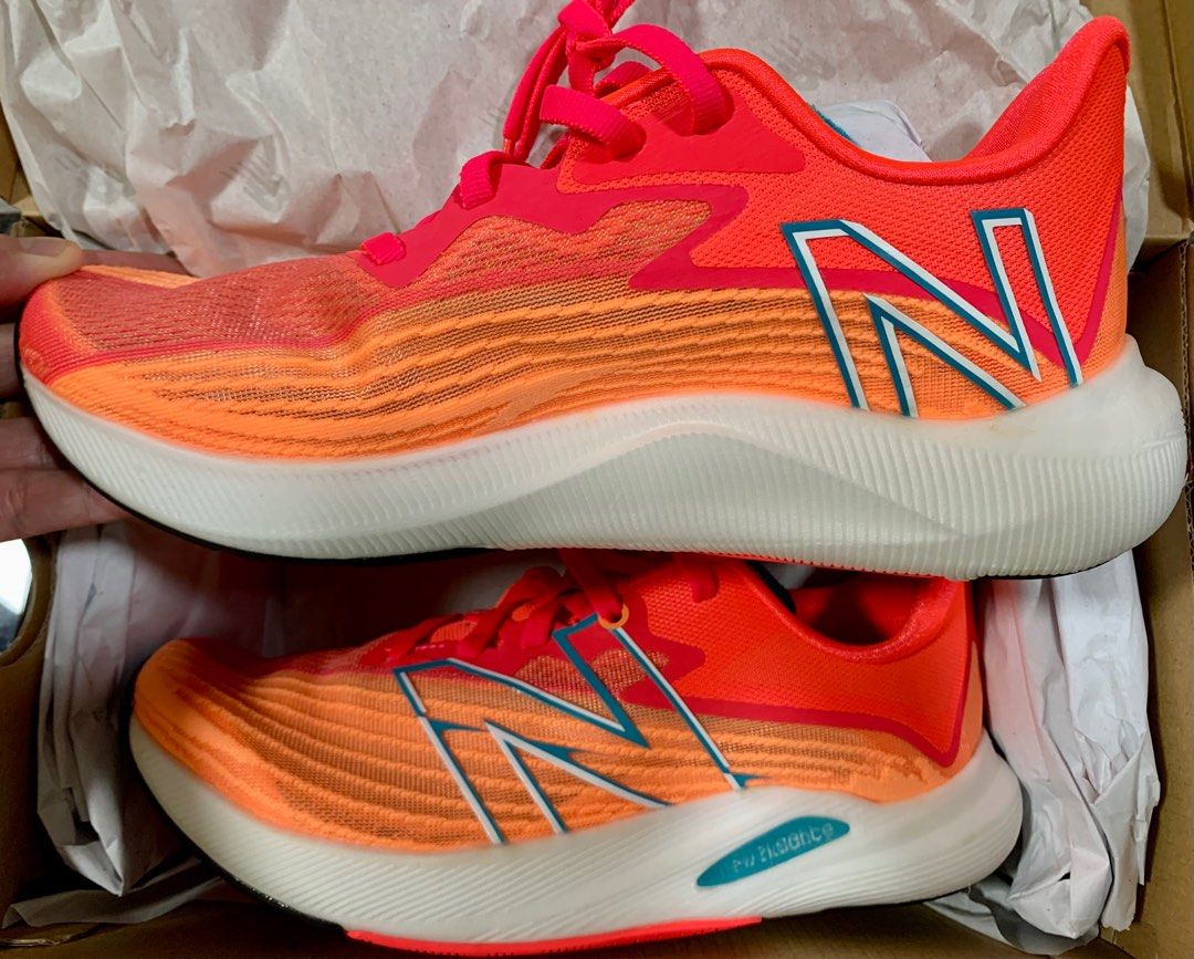 new balance fuelcell rebel