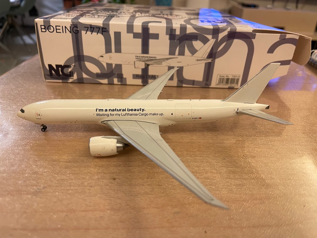 NGmodel ルフトハンザカーゴ 777F D-ALFF 1/400-