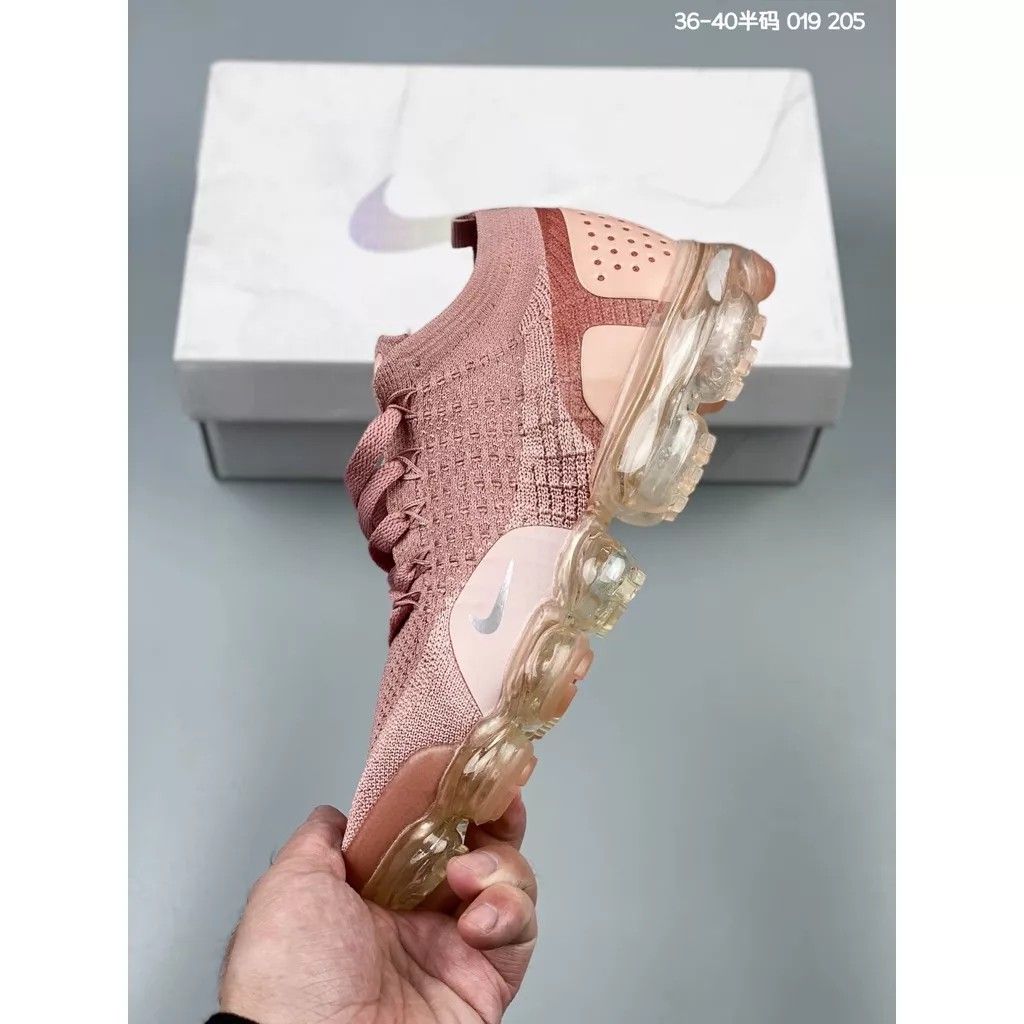 Nike2188 Air VaporMax Flyknit Women Sports Shoes EUR 38 / UK 4.5 / US 7 /  24 cm, Women's Fashion, Footwear, Sneakers on Carousell