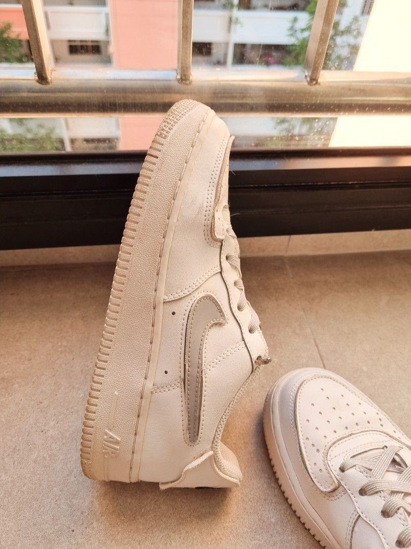 Nike susan b anthony top shoes