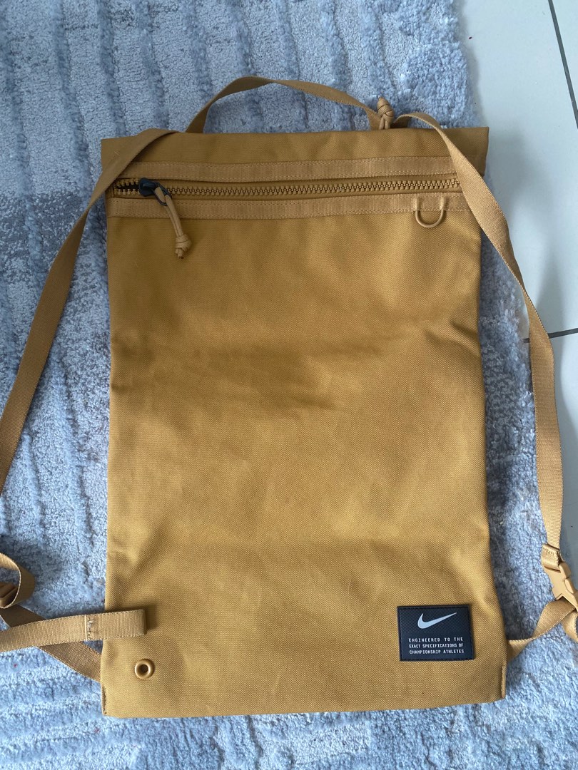 mens nike back pack