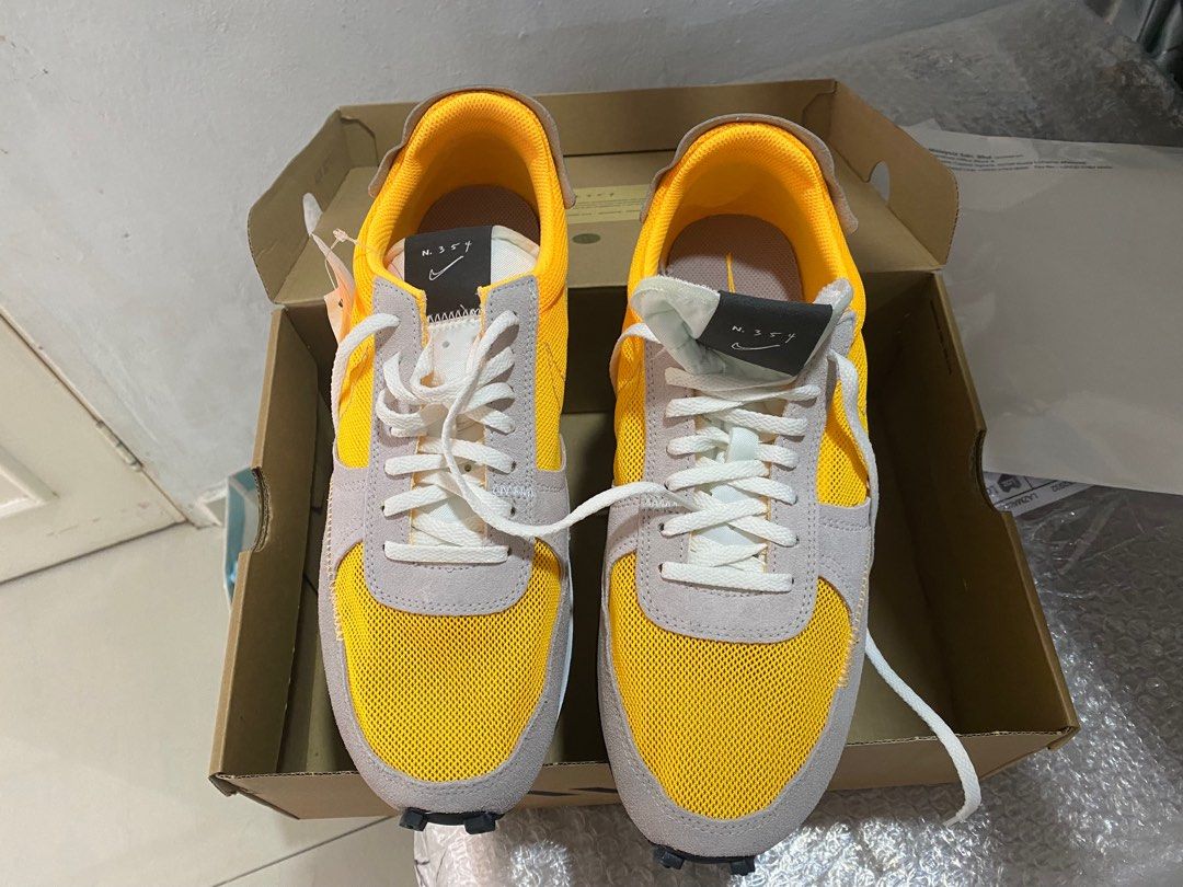 nike daybreak type laser orange