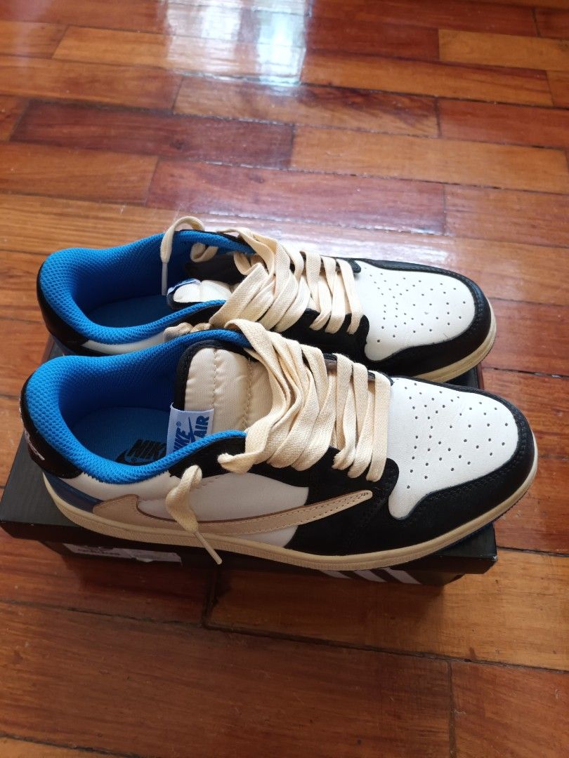 j1 low colors