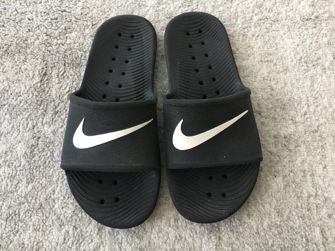nike swoosh slides