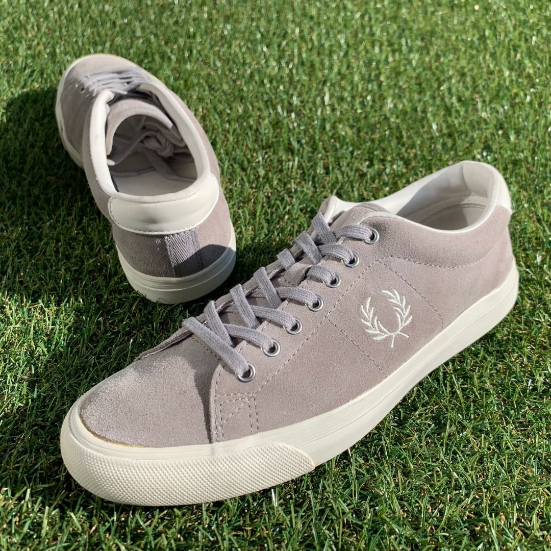Preloved FRED PERRY UNDERSPIN SUEDE CLOUDBURST