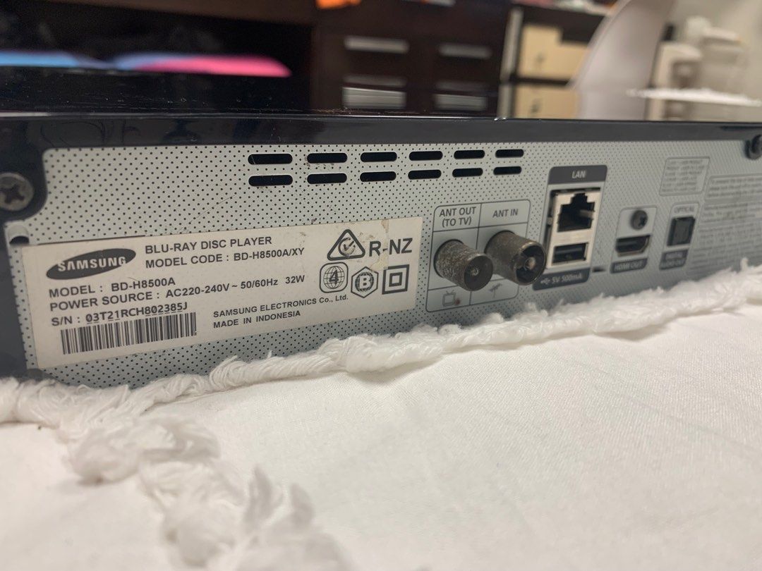 Samsung Blu-ray DVD Player Highend Deck without Remote Control on Carousell
