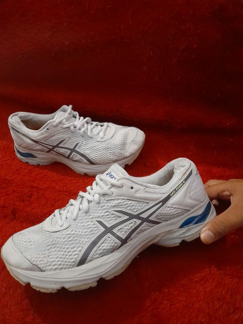 Harga sepatu asics original online