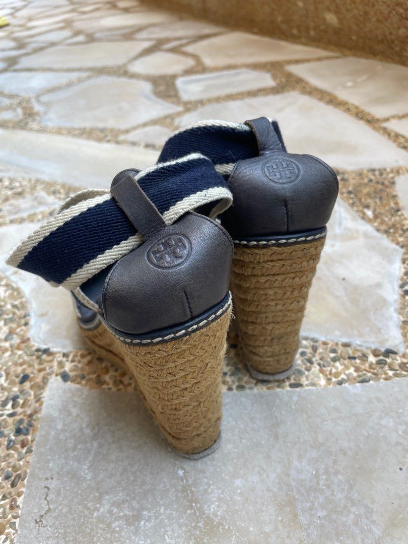 Minimalist Thin Strap Thong Sandals