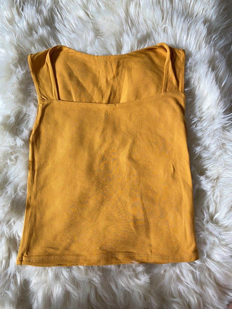 Sleeveless Top (Category: Sleeveless) located in Santa Rosa. Submitted by rockitlee (Listing ID 1245123709, Image 2). Description: •Lightly used •150 for two shirt •100 ea •Slightly negotiable •Rfs: Decluttering.
