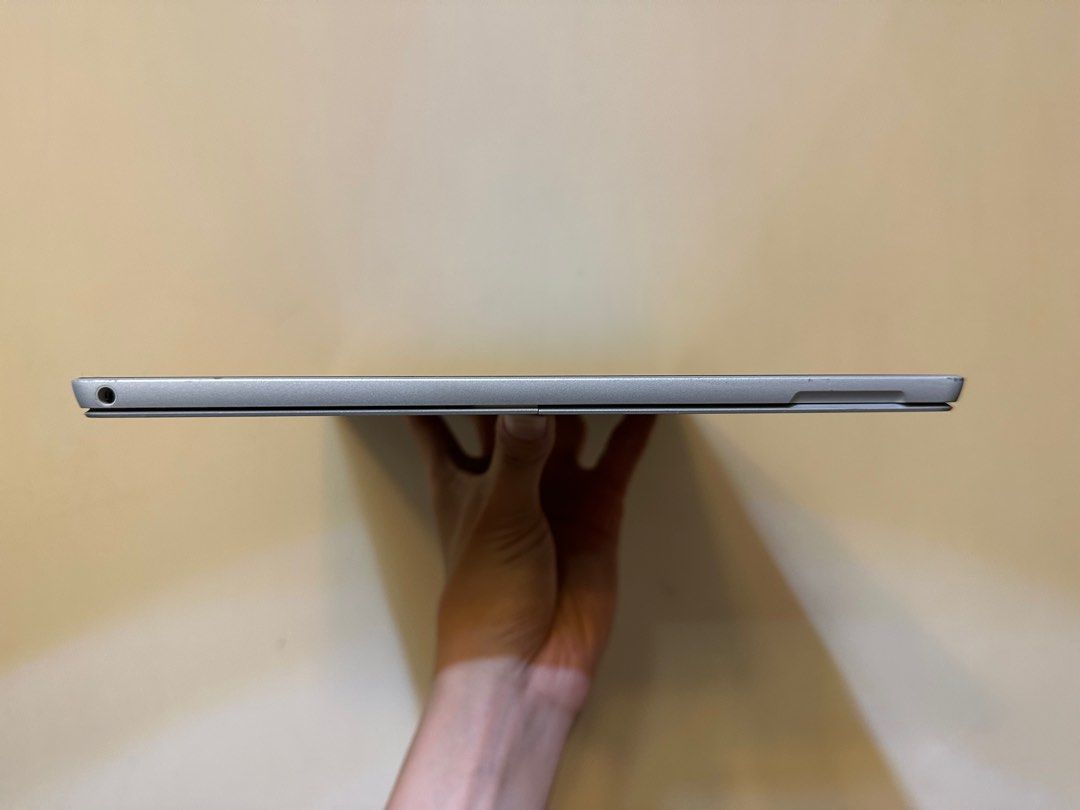 觸控失效)Surface Pro 5 Core i5-7300u 8g 128g SSD LAPTOP, 電腦