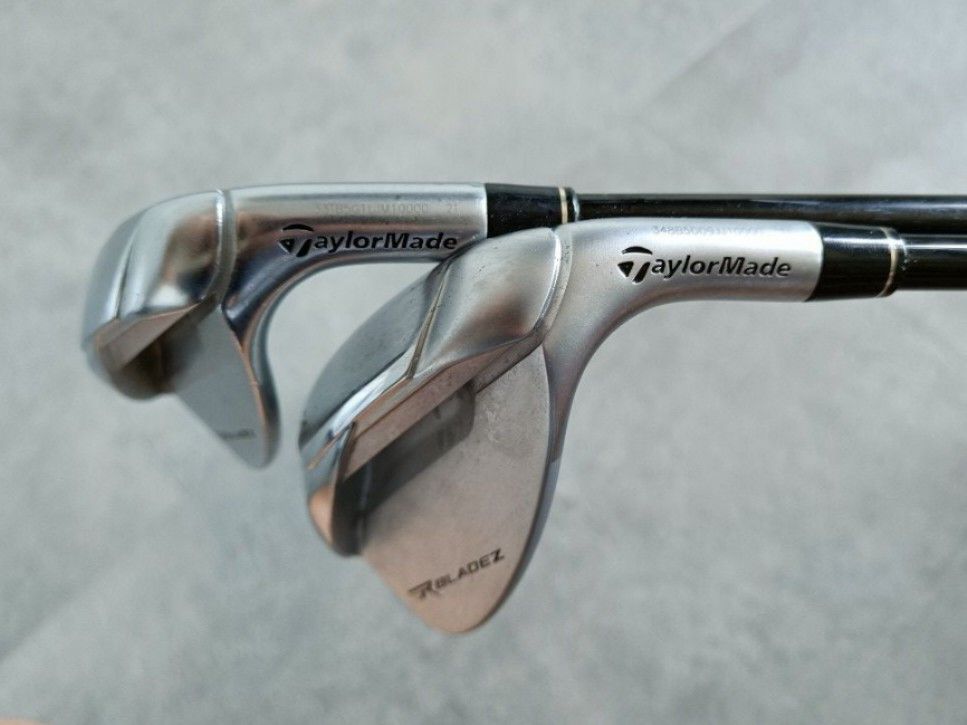 Taylormade Rocketbladez wedges (R flex graphite shaft, gap wedge and