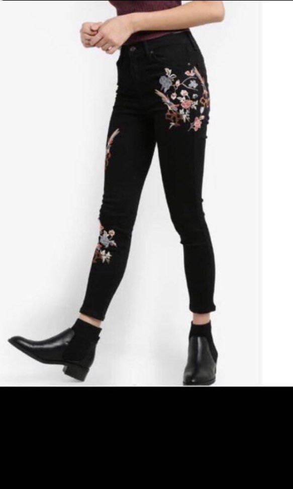 Topshop Limited Edition Jamie Jeans