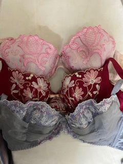 (Category: ) located in . Submitted by mamonyan (Listing ID 1245121067, Image 1). Description: .