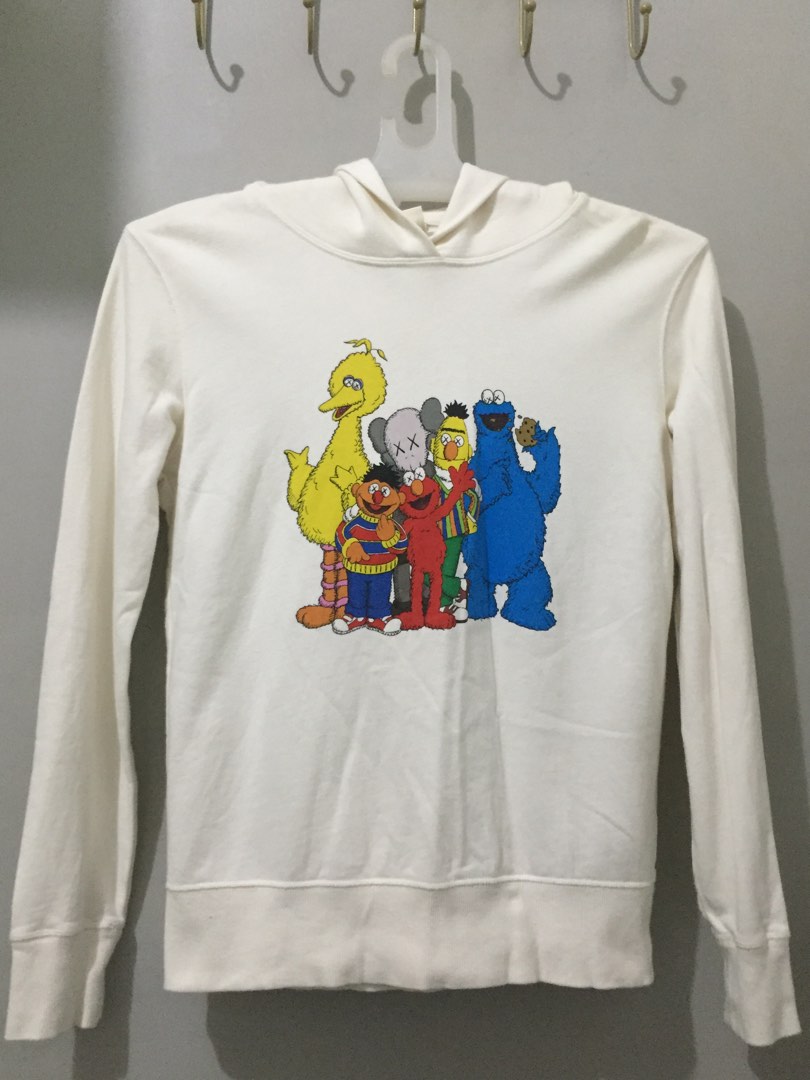 Uniqlo x Kaws x Sesame street Hoodie