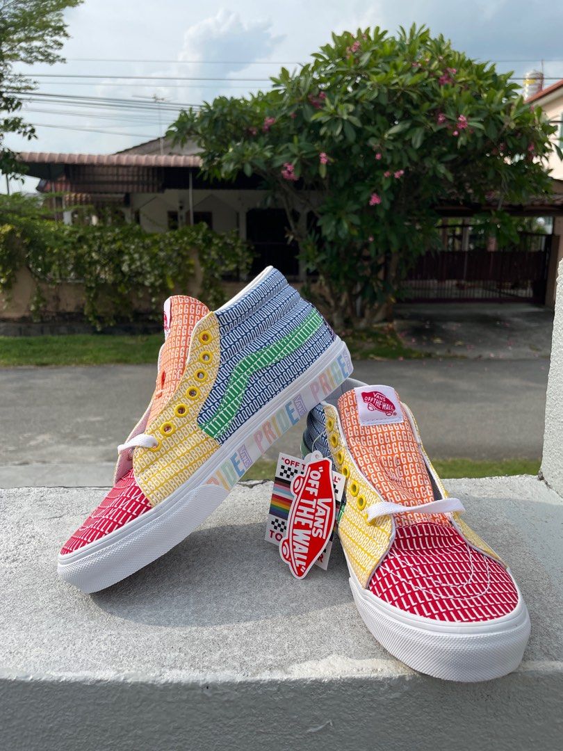 vans pride sk8 hi