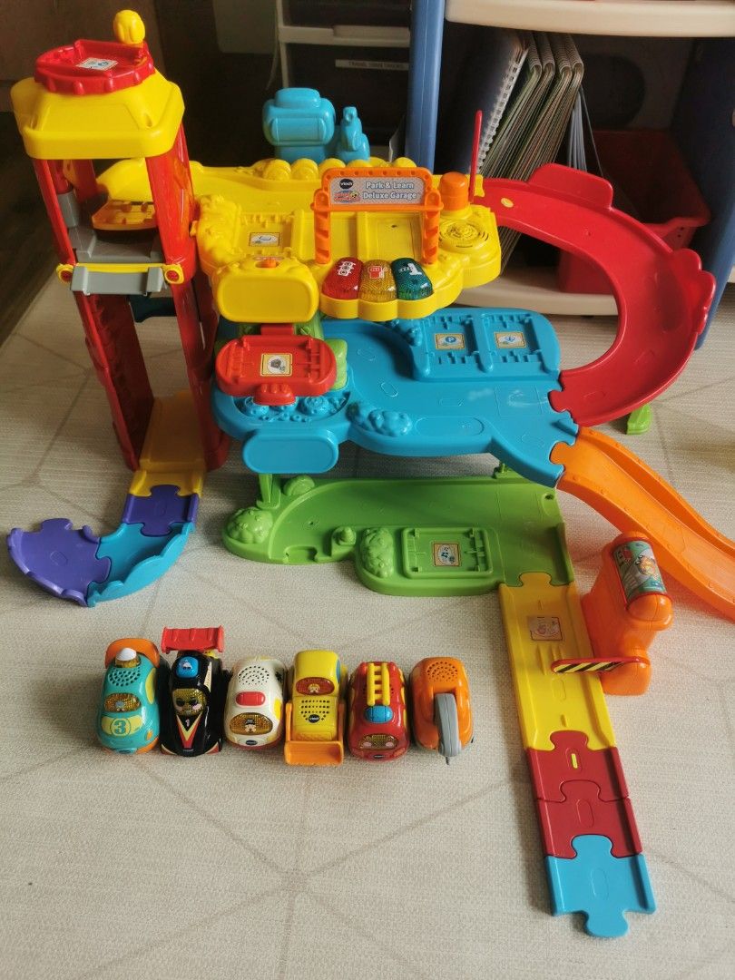 VTech 2 Sets Toys Bundle Park Learn Deluxe Garage and Race