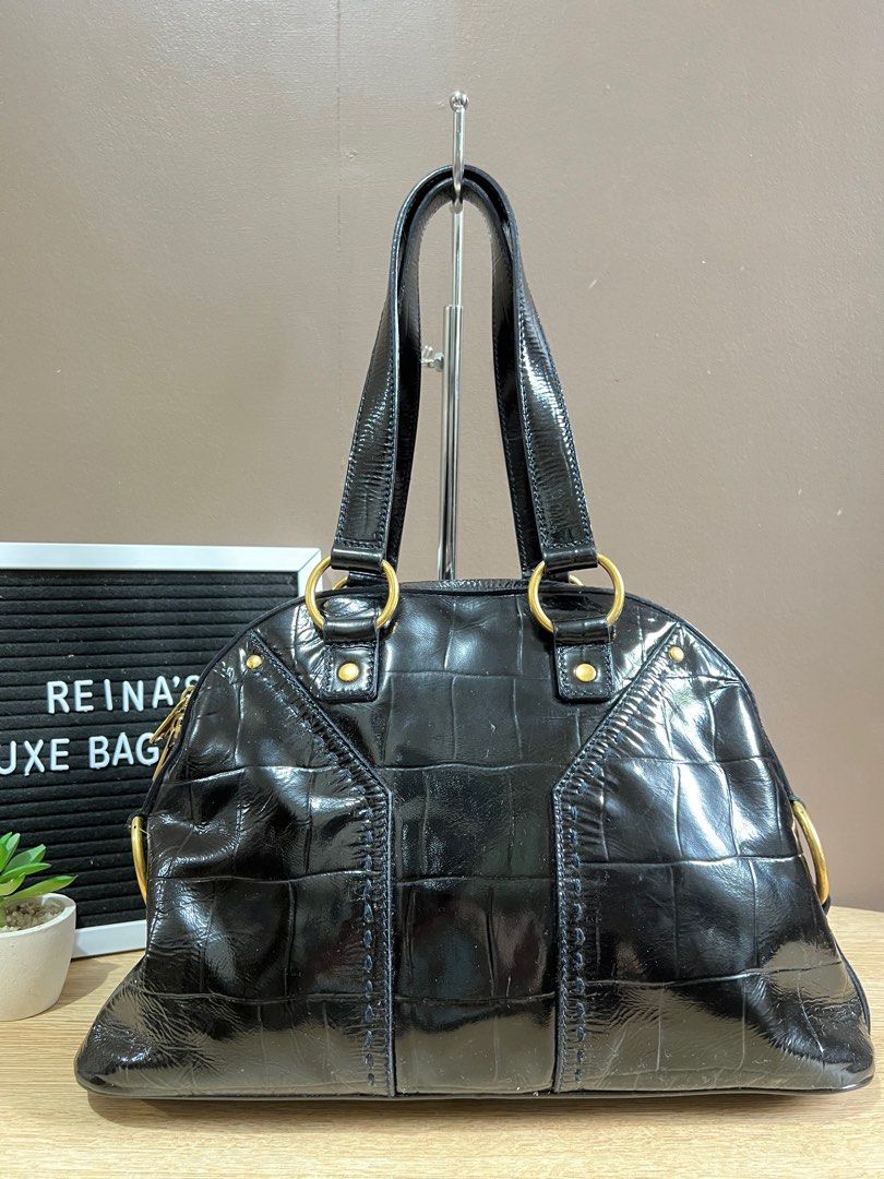 Sale‼️YSL Muse Patent (Category: Luxury Bags & Wallets) located in Tacloban City. Submitted by luxebagstorebyrgdc (Listing ID 1245196346, Image 2). Description: Rank A 9/10 With lock set, certificate of authenticity and provided dust bag 💯% Authentic Money Back Guarantee Accept 2months layaway (pm for more details).