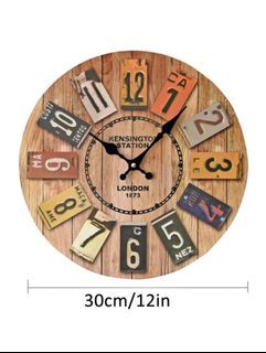 1 pc Letter Graphic Wall Clock