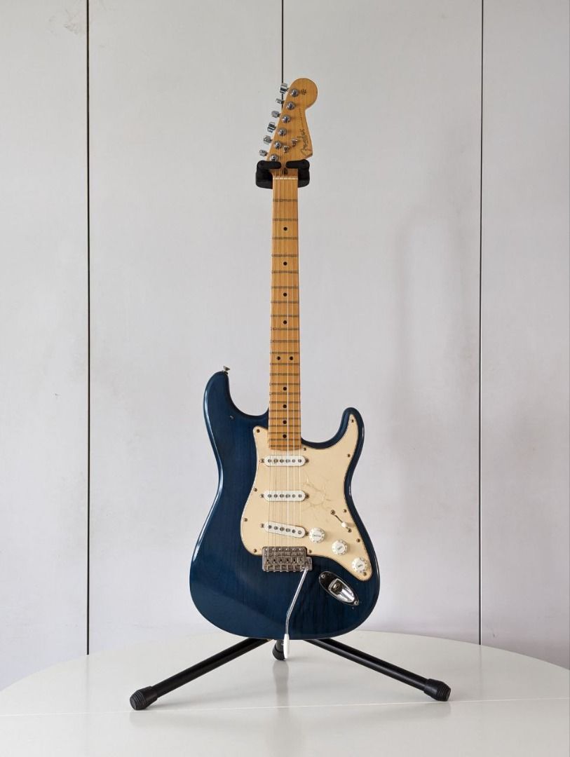 Fender highway store one stratocaster price