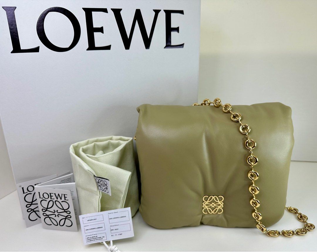 SOLD💪🏻LOEWE PUFFER GOYA BAG in SHINY CLAY GREEN NAPPA