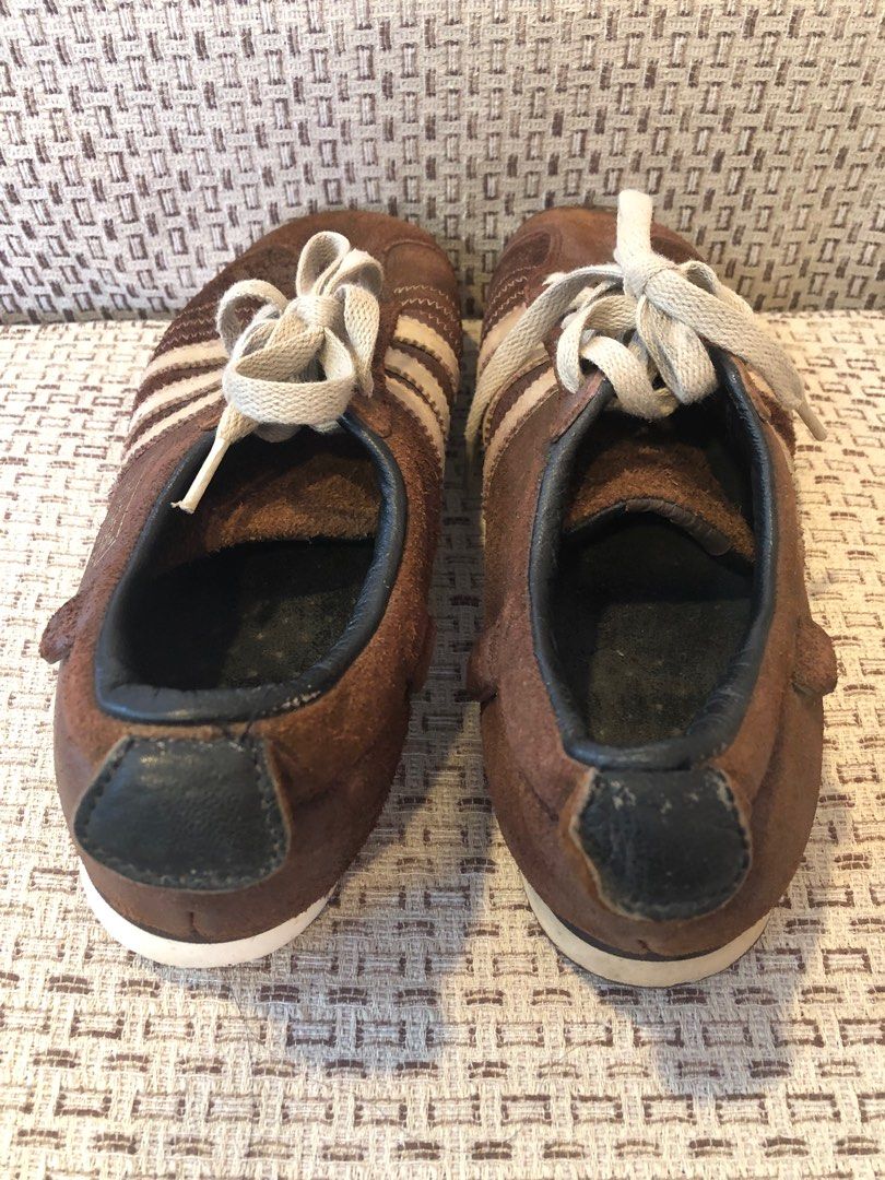 Adidas chile 62