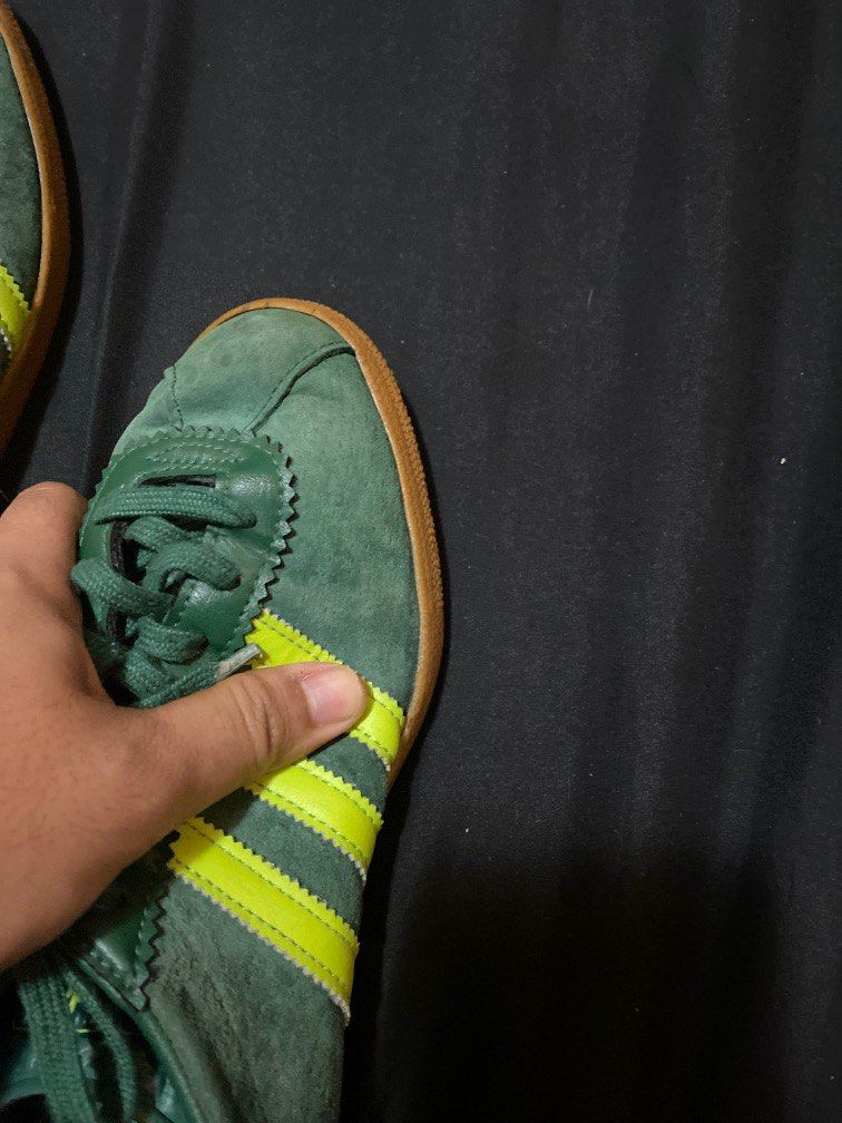 Adidas London, Men's Fashion, Footwear, Sneakers on Carousell