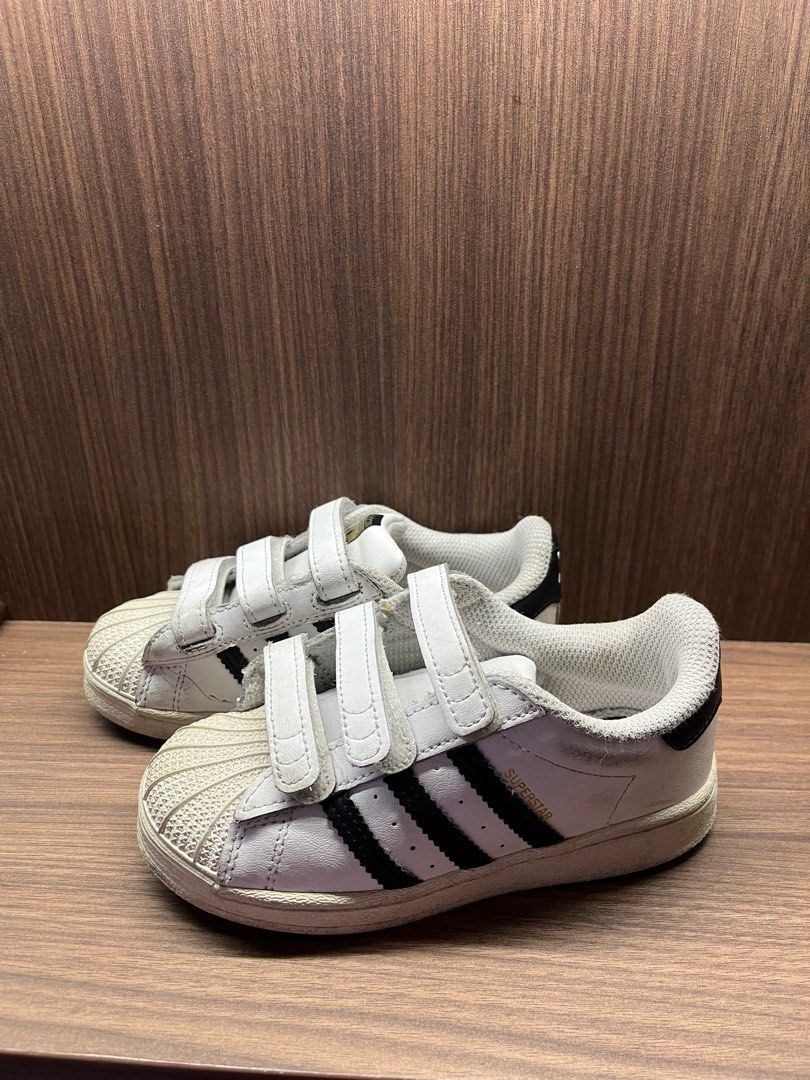 White adidas clearance shoes for toddlers