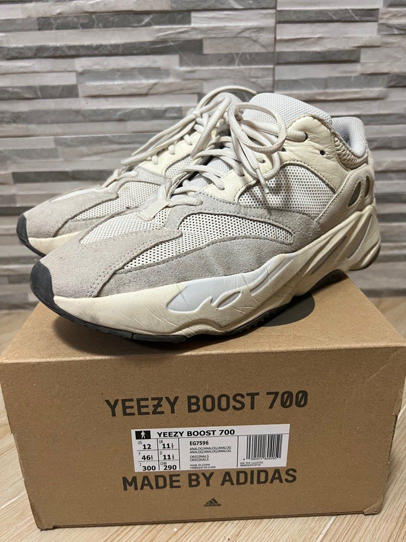 Adidas yeezy boost 700, 男裝, 鞋, 波鞋- Carousell
