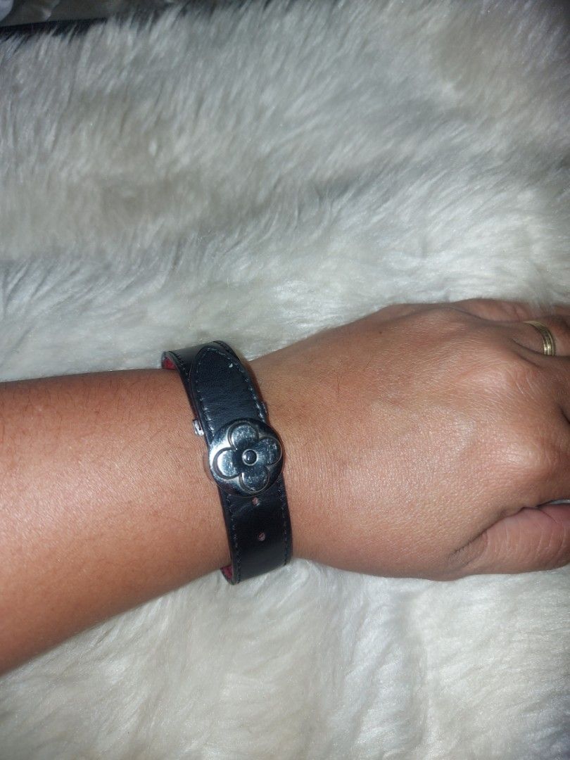 Authentic LV leather bracelet (Category: Luxury Accessories) located in Rizal. Submitted by marcaaron07 (Listing ID 1245393560, Image 3). Description: forsale authentic leather bracelet money back if proven fake actual picture sale 4500.