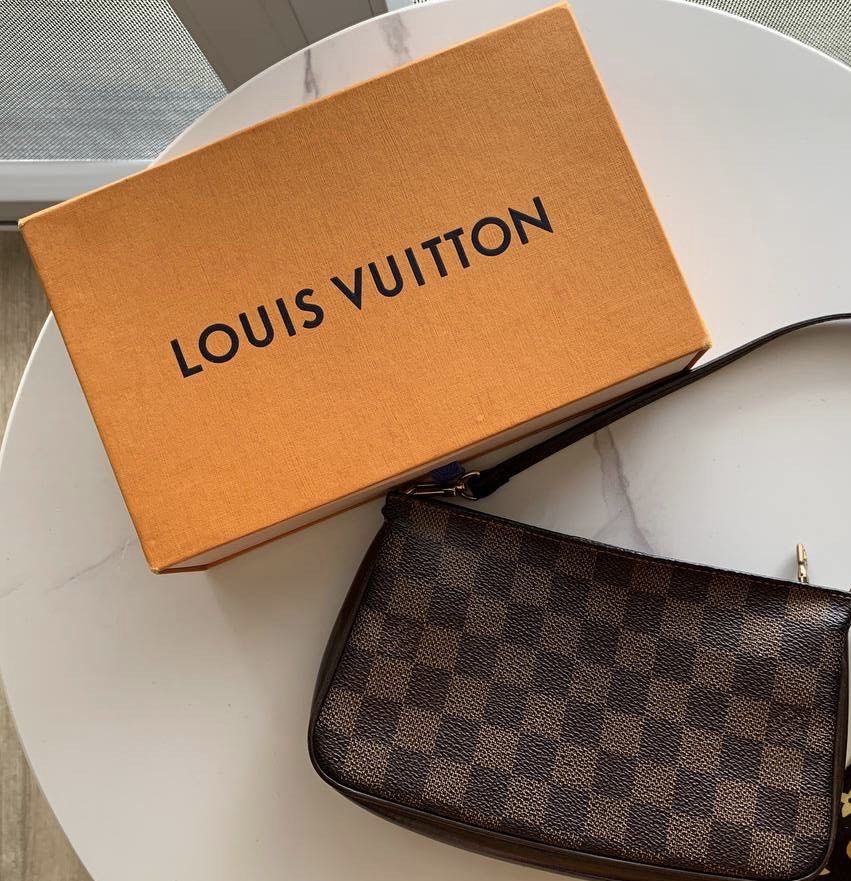 AUTHENTIC LV POCHETTE, Luxury, Bags & Wallets on Carousell