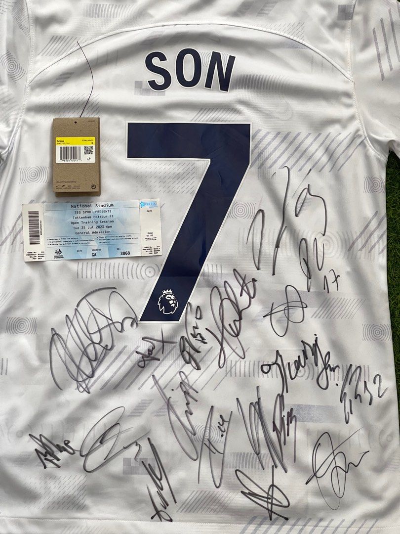 Kane and Son Tottenham Machine signed Shirt Frame