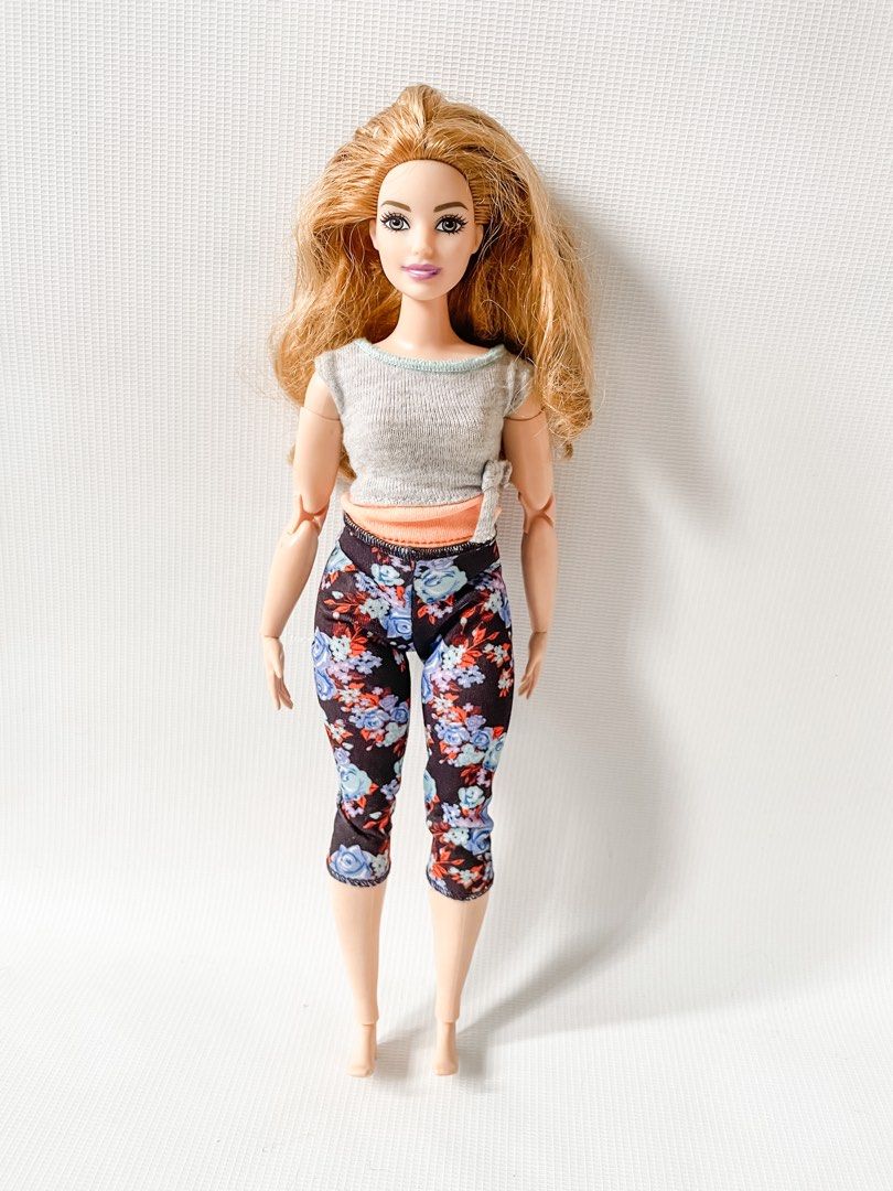 Barbie Made To Move Curvy Articulated Doll Gray Peach Top Floral