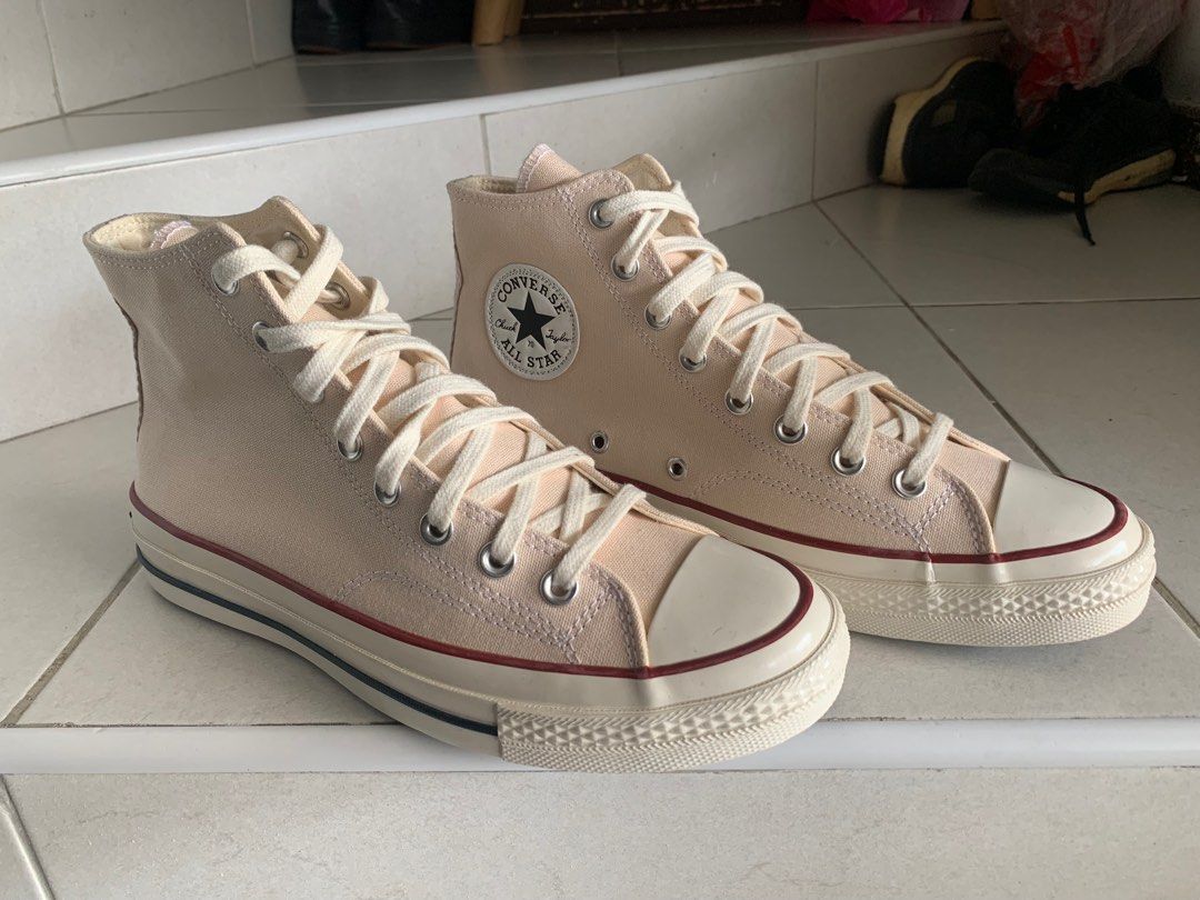 Converse sales logo baru